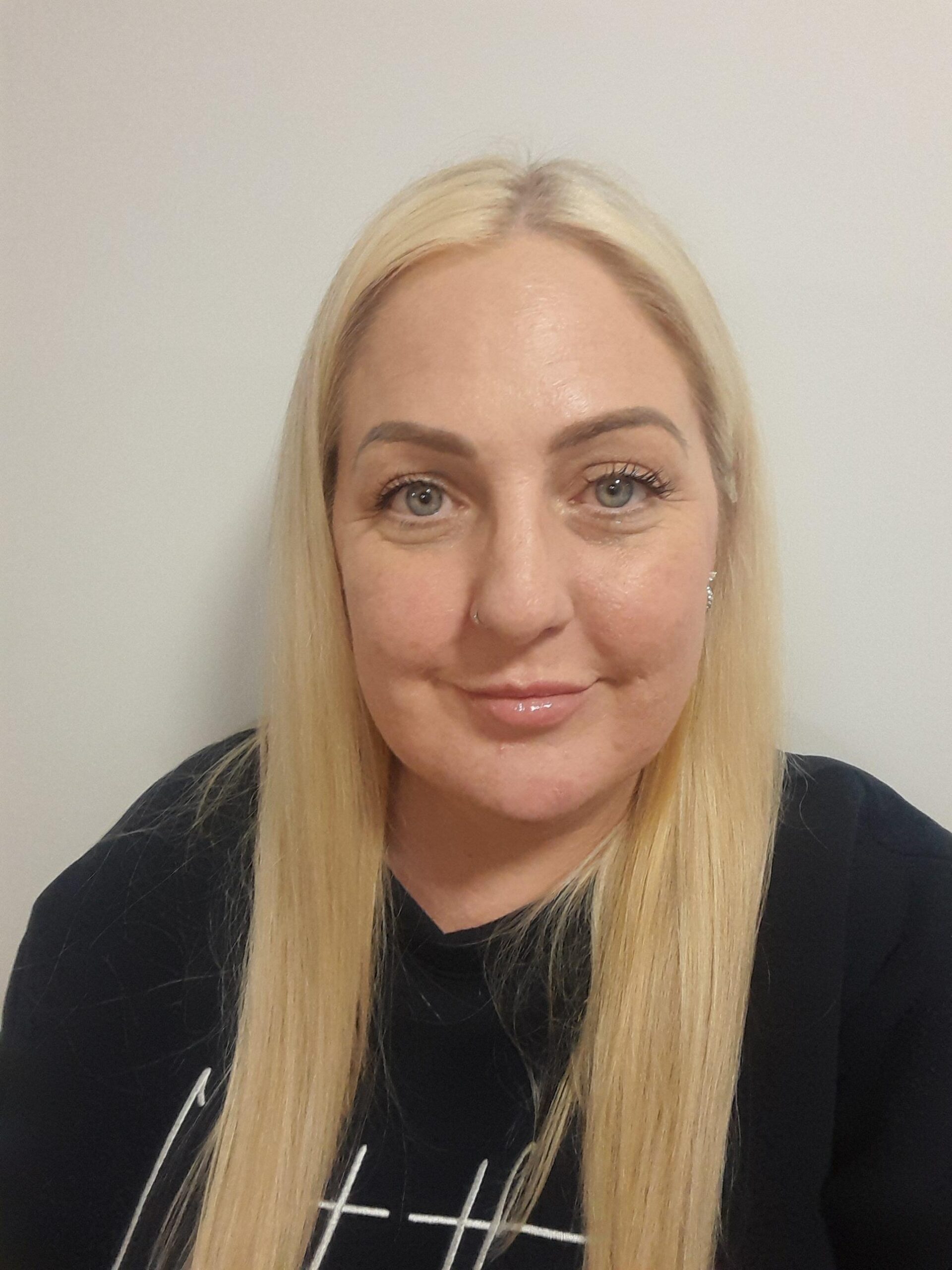Dee Mellor - Coombswood School